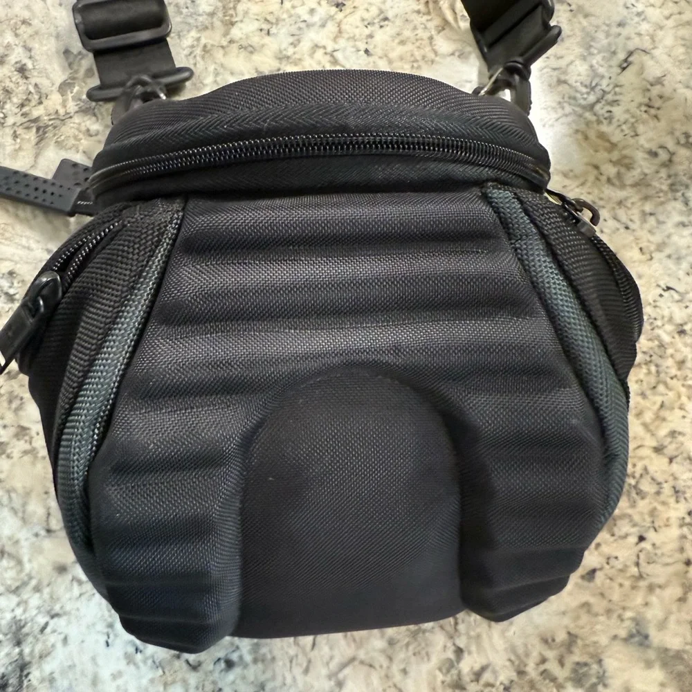 Kata C-56 Camera/Videocamera waterproof professional bag